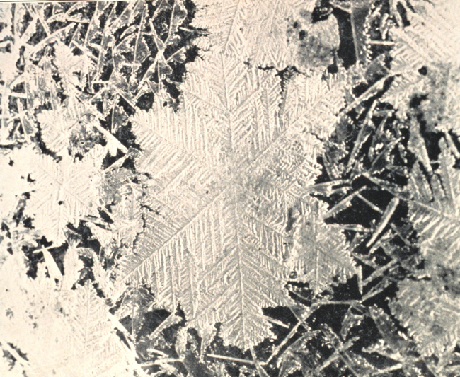 Ice crystals of unusual size