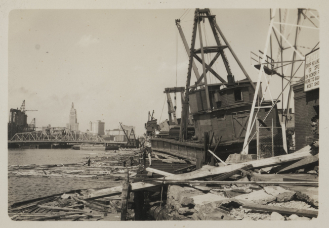 General destruction in the upper harbor