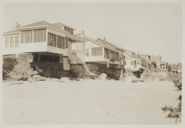Bay Ridge homes undercut by erosion caused by New England Hurricane of1938