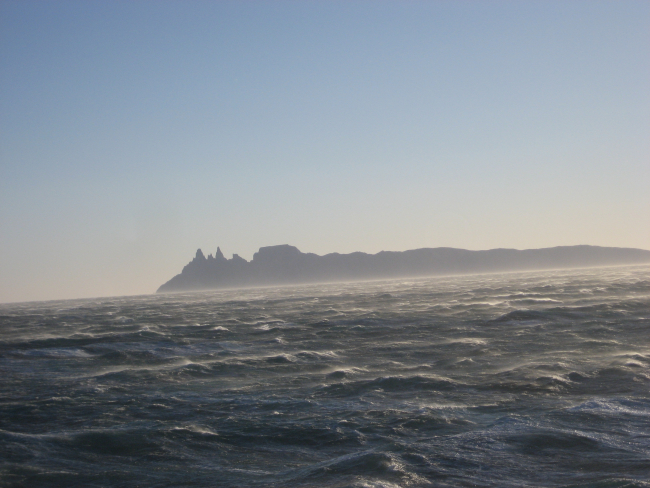 Williwaw blowing off Castle Cape
