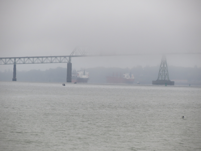 The bridge over the Columbia River on a foggy morning