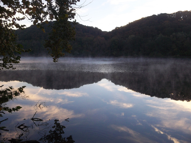 Misty morning on the Potomac River